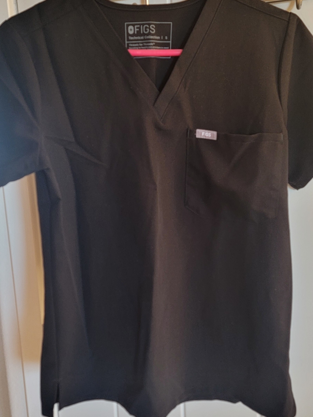 FIGS Black V-Neck Scrub Top with Pocket